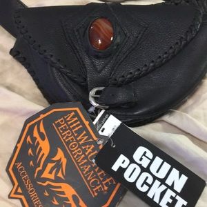 Milwaukee performance gun pocket